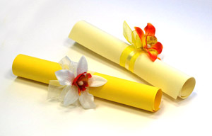 Приглашение на свадьбу Свиток, цветная дизайнерская бумага, 2 ленты и искусственная орхидея