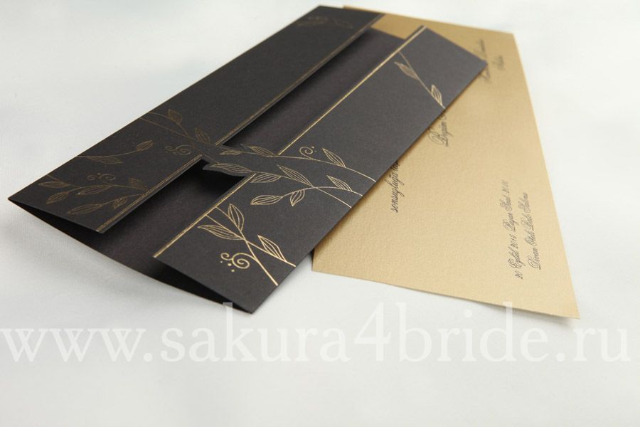 Свадебные приглашения Erdem - Строгое приглашение, выполненное в золотисто-черных тонах с золотым рисунком из листочком