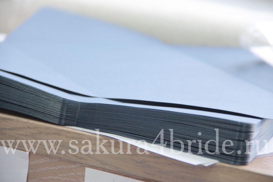 Конверты САКУРА - Конверт для приглашений, может быть изготовлен из бумаги любого цвета, размер 19х13 см, с треугольным округлым клапаном